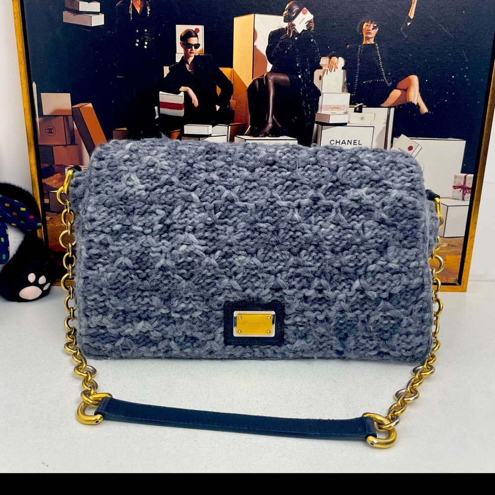 Dolce & Gabbana Bag ( Authentic)